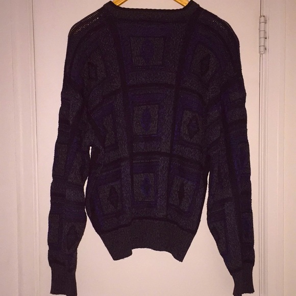 Vintage Retro Blue and Black Sweater - Picture 5 of 5